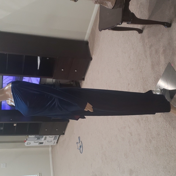 Geneva s irredescent asymmetrical top wide leg pant stretchy velour - Picture 8 of 9